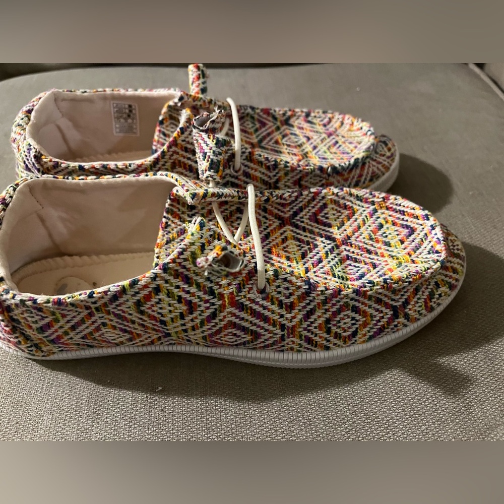 Brand new slip ok rocketdog size 7 like hey dudes